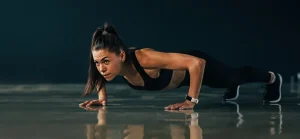 как научиться отжиматься девушке