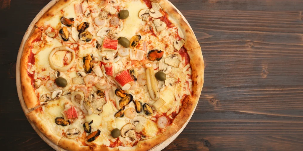 рецепти страв з морським коктейлем