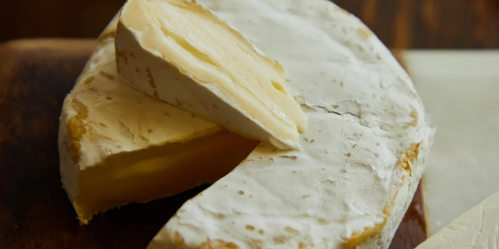 сир з пліснявою