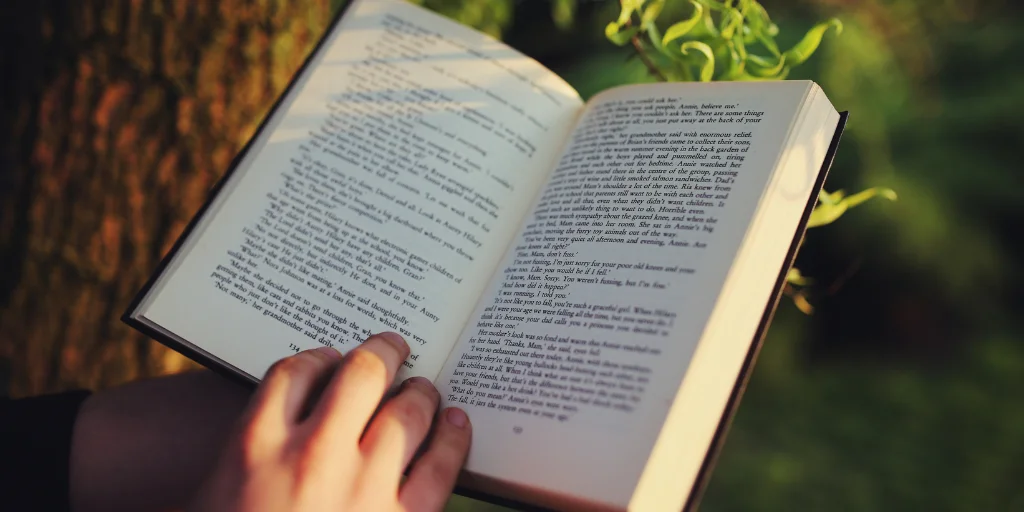 как сделать буктрейлер на телефоне