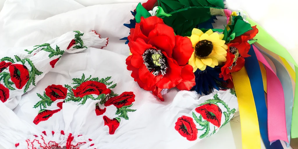 як прати вишиванку з бісеру