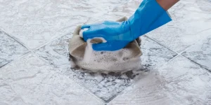 як відмити наліт від води на плитці