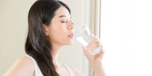 як вивести воду з організму